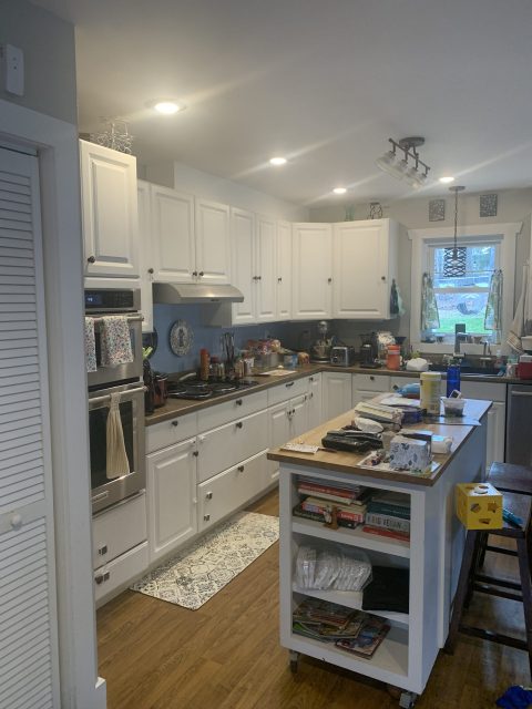 Before kitchen remodel in Black Mountain, North Carolina home.