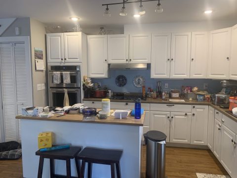 Before kitchen remodel in Black Mountain, North Carolina home.