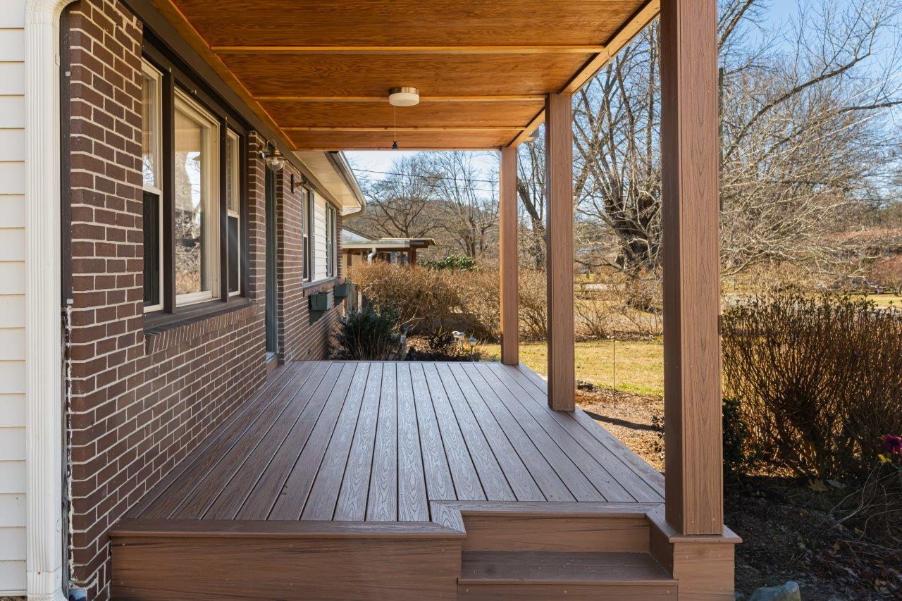 Profile view of new deck built with Trex in Asheville, North Carolina.